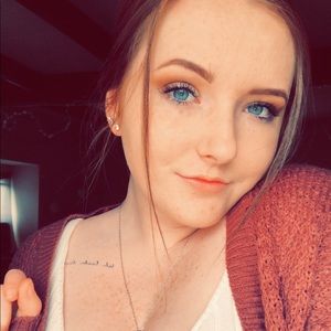 Meet your Posher, Kiley